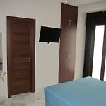 לינה וארוחת בוקר Le Vie D'arte 3*